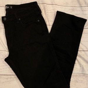 Men’s black Hollister jeans 34w x 32l NWOT